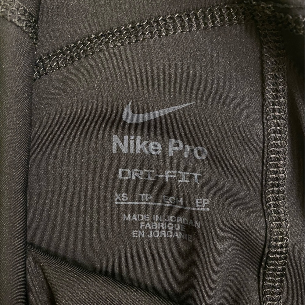 NEW Nike Pro 365 Women's High-Waisted 7/8 Mesh Panel Leggings, Black/Volt/White - Picture 13 of 13